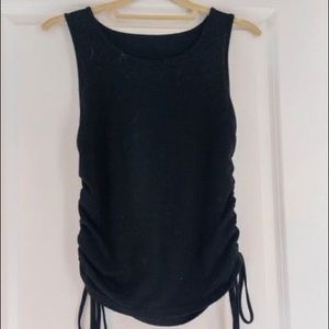Side tie tank